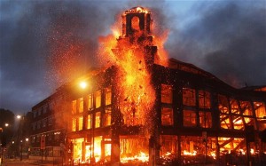 london riots building fire